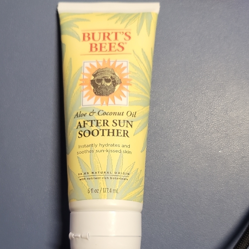 Burt's Bees Aloe & Coconut Oil After Sun Soother - Yellow